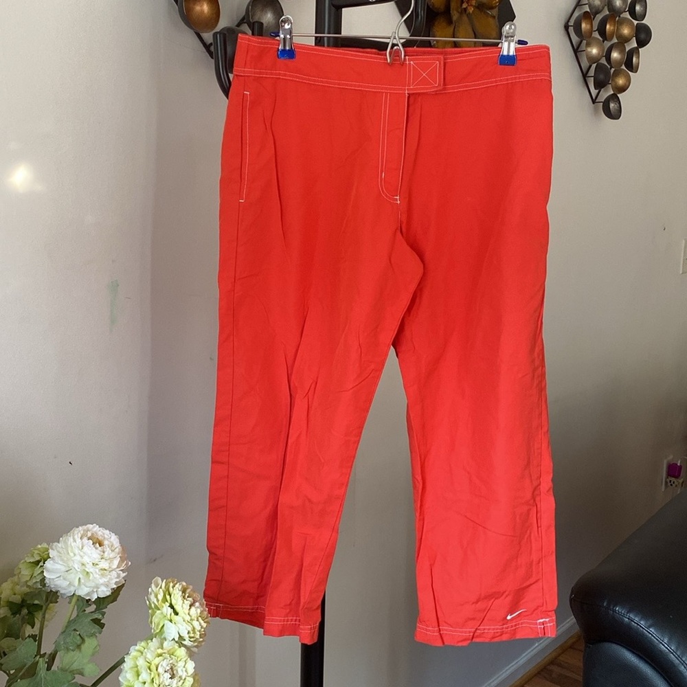 NIKE Woman's Athletic Workout  Carpi Pants Orange Size L(12-14)